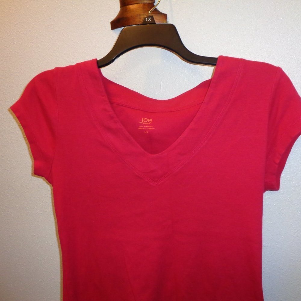 JOE Fresh Women's V-Neck Pink Top Size Large - Picture 3 of 9